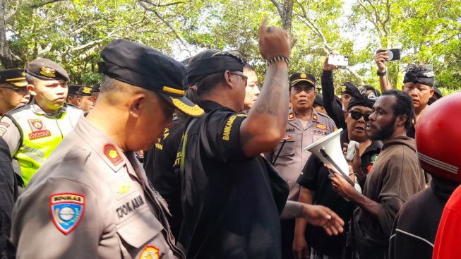 May Day Aksi Mahasiswa Papua Di Bali Mentok Di Lengan Kepolisian