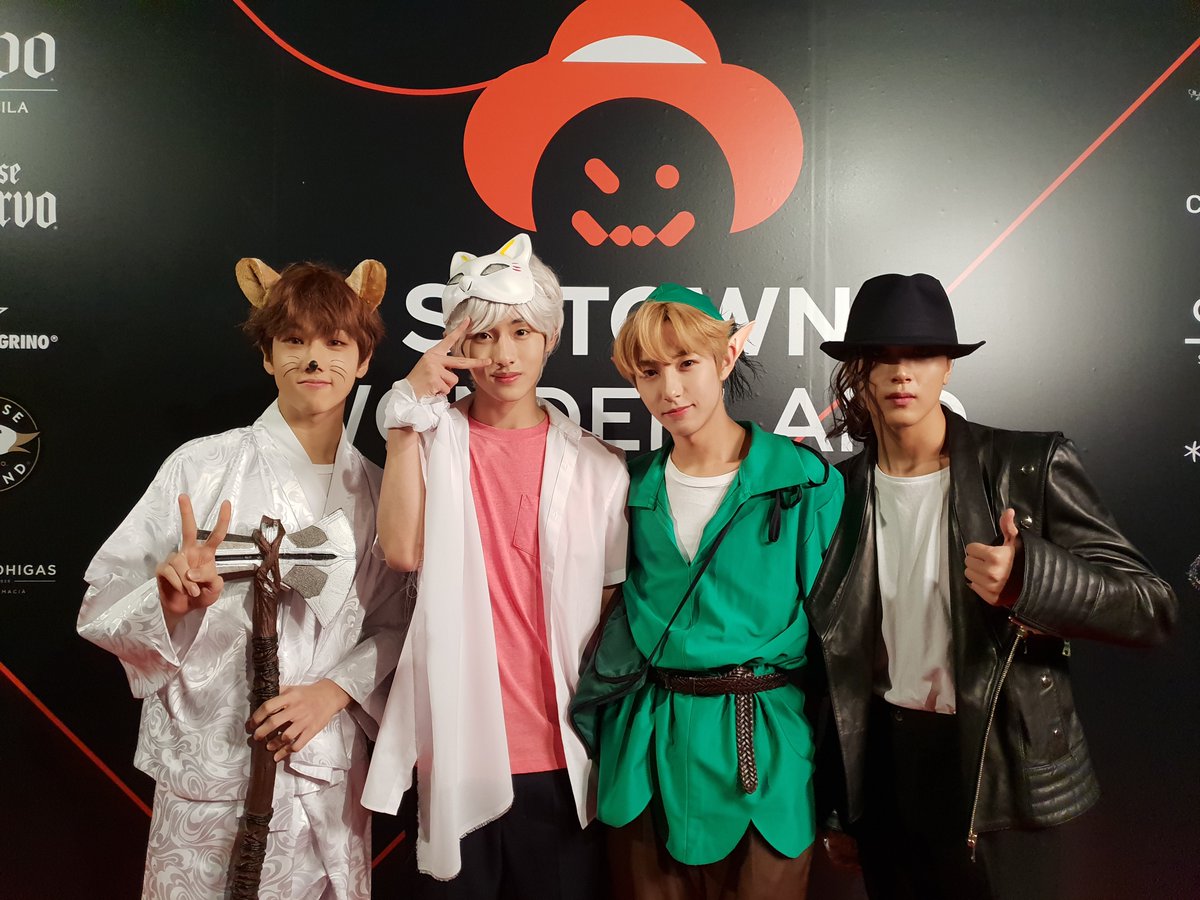 Parade Kostum Halloween Artis-artis SMTOWN, Mana Favorit Kamu?