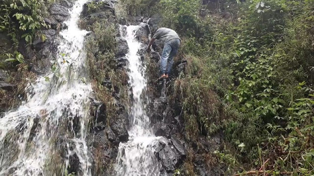 &#91;CoC Regional: Lokasi Wisata&#93; Ternyata... Happy, Dolan Curug Krucuk Mandirancan
