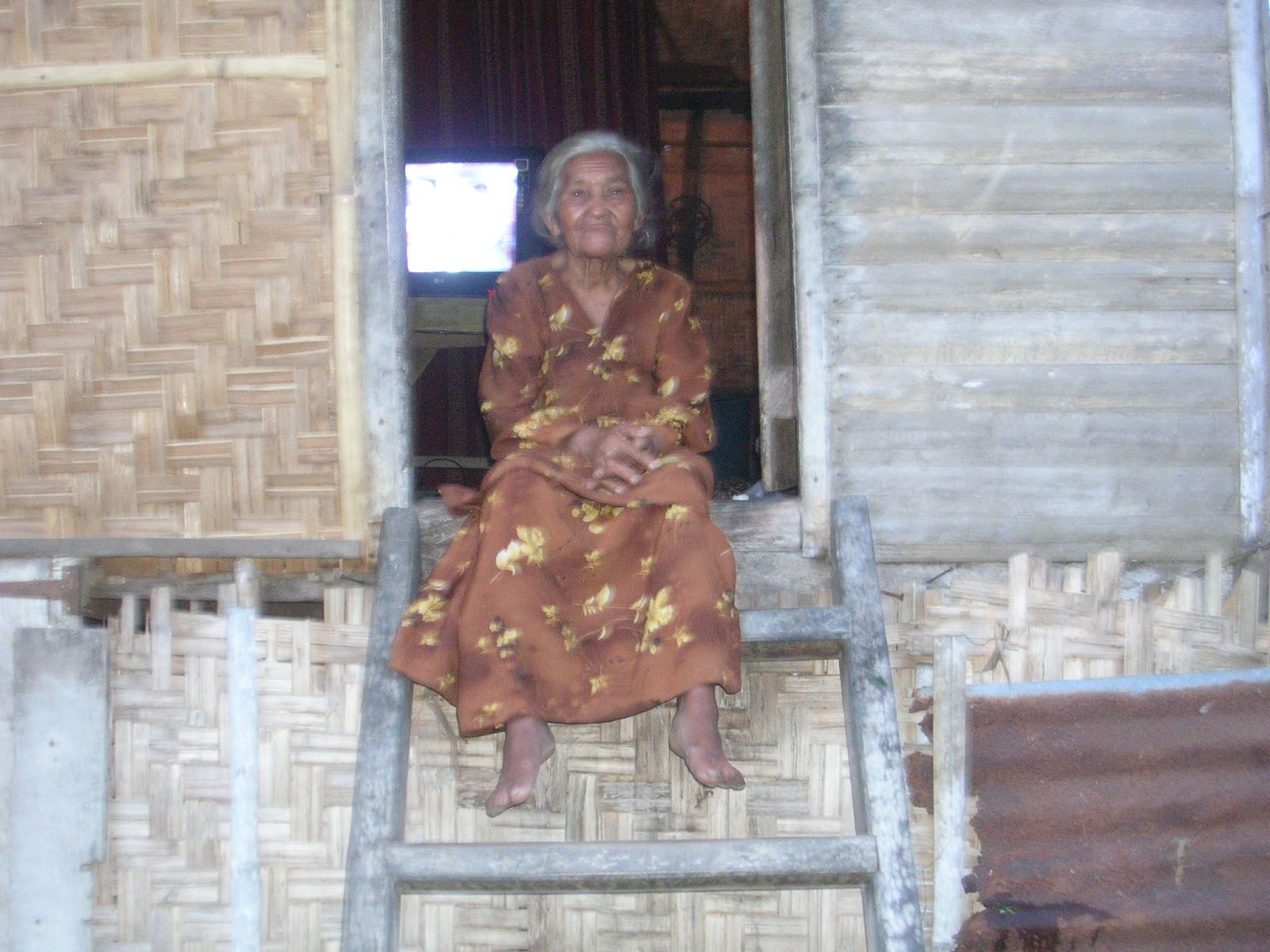 Tuliskan Pesan Untuk Ibu.. SELAMAT HARI IBU