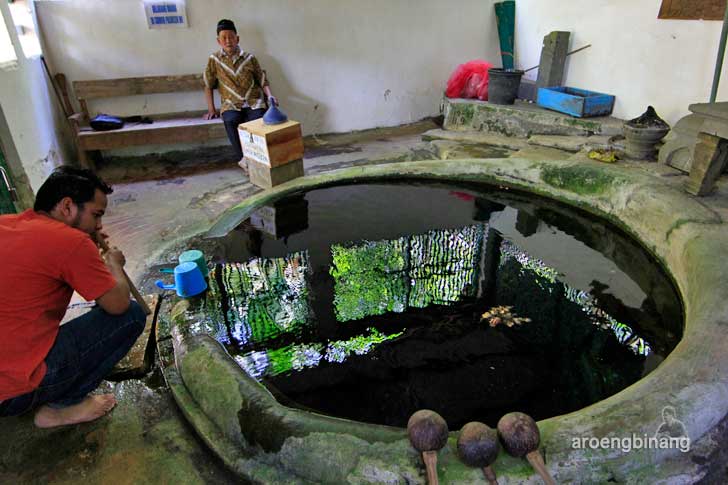 &#91;CoC Regional: Lokasi Wisata&#93; Makam Panembahan Kalibening