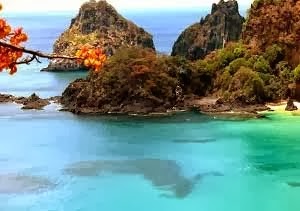 10 Pantai Terindah Di Dunia