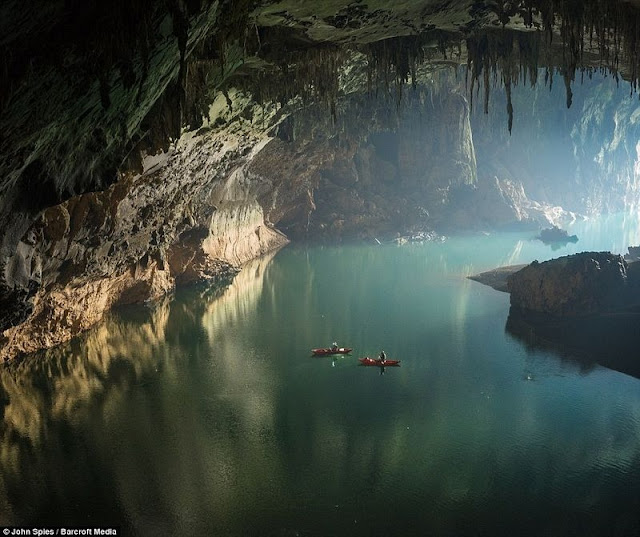 Foto-Foto Megahnya Gua Tham Khoun Xe di Laos