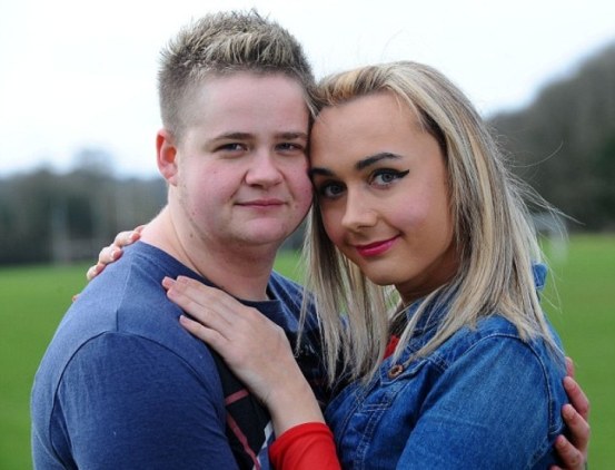 Gile gan pasangan ini bertukar kelamin