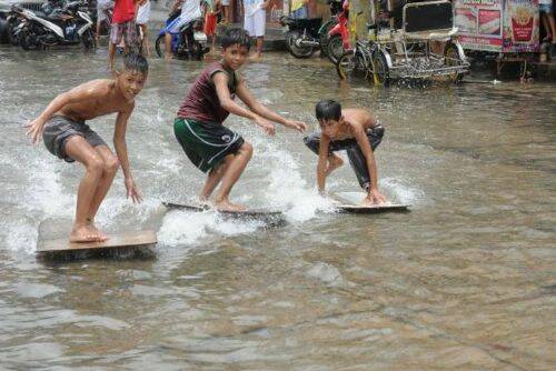 Tak Selamanya Banjir Itu Kelabu