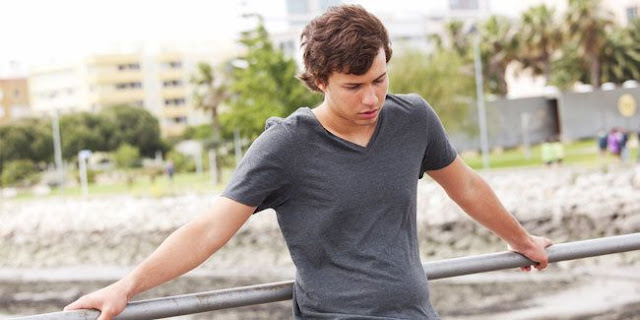 Alasan tidak memakai Foto Asli di Media Sosial