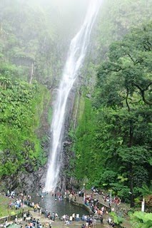 Ini dia 10 curug tertinggi dan terindah di indonesia 