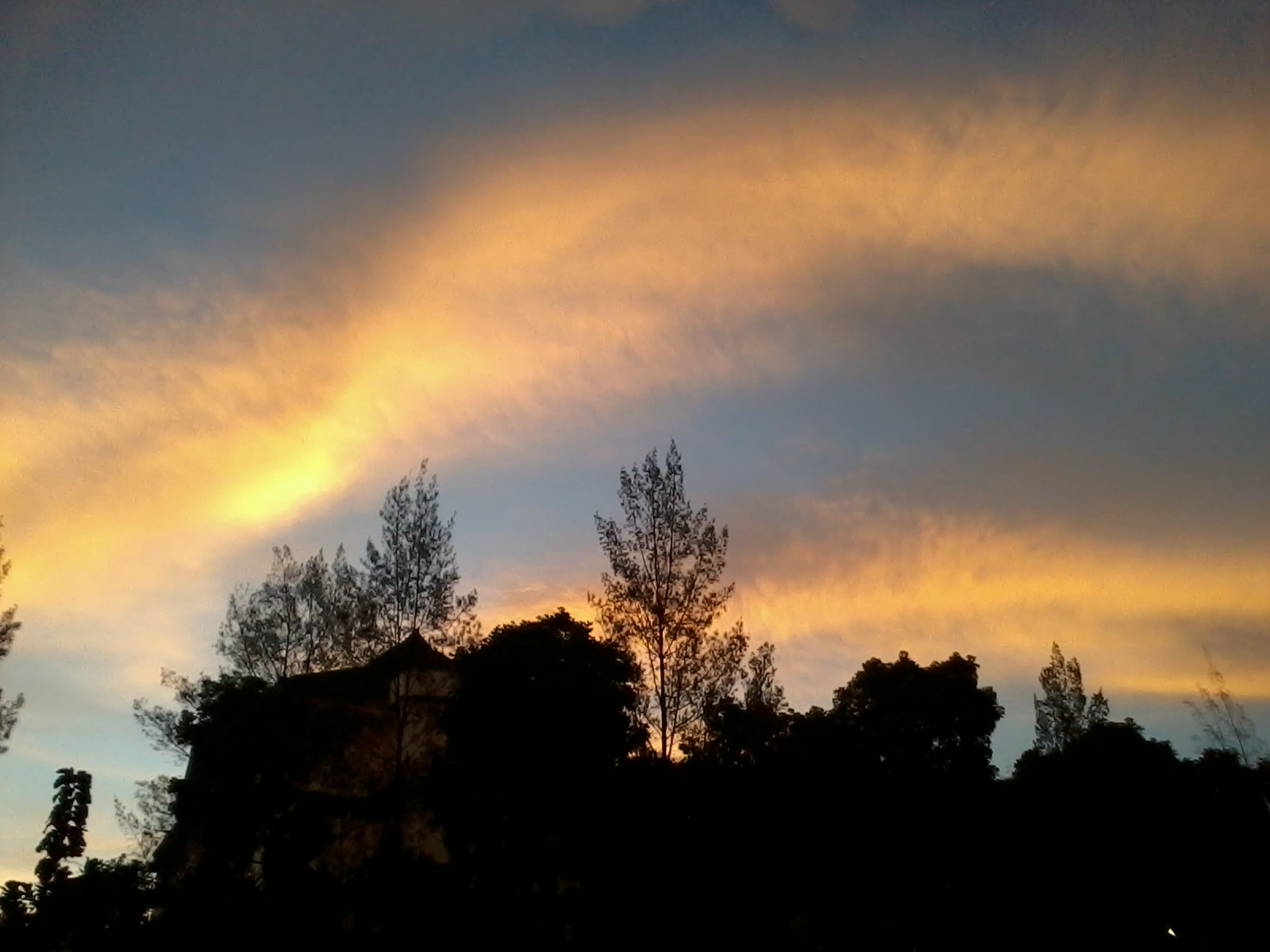 &#91;FOTO&#93; Langit Senja Jatinangor