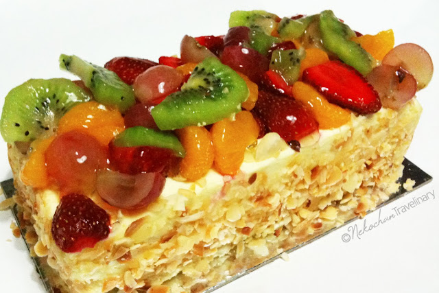 cheese-cake-factory-mengirimkan-kue-basi-sebagai-hampers-tahun-baru