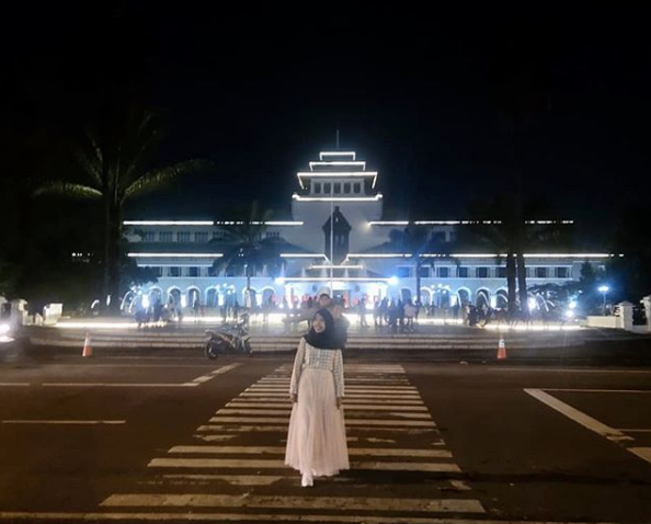 Nongkrong Bikin Asik Aja, 5 Wisata Malam Bandung Yang Rekomended