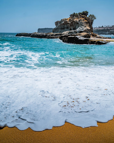 Pesona Keindahan 5 Pantai Terbaik di Pacitan - Jawa Timur