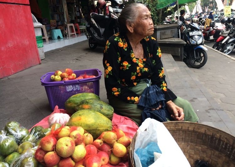 Gak Cuma Ojol, Profesi Ini Juga Perlu Kalian Bantu Disaat Genting Seperti Ini