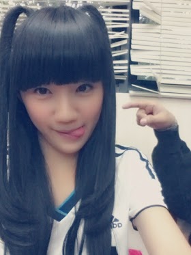 thread-sexy-girls-dan-wags-dengan-jersey-bola