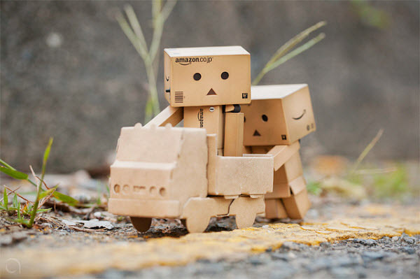 27 kisah si imut Boneka Danbo