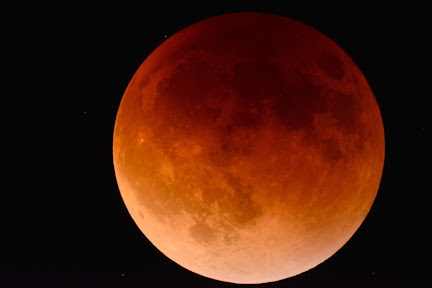 Fakta Menarik Gerhana Bulan Total Malam Ini