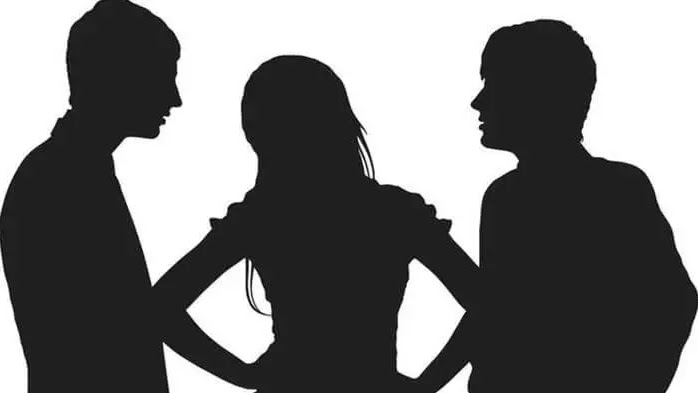 KEJADIAN KOCAK SAAT MAIN KERUMAH SANG PACAR DI MALAM HARI