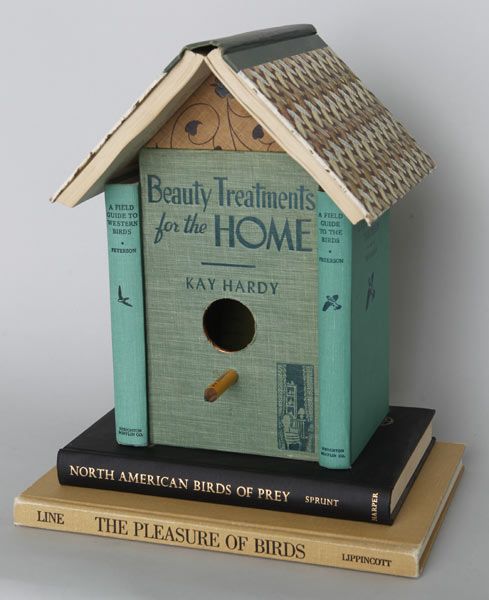 10 Ide Desain Furniture Kreatif Dari Tumpukan Buku