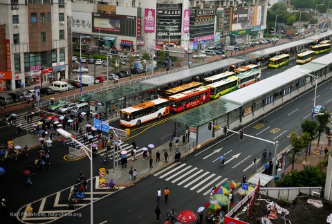 Melirik Rapihnya Busway di Kota Guangzhou