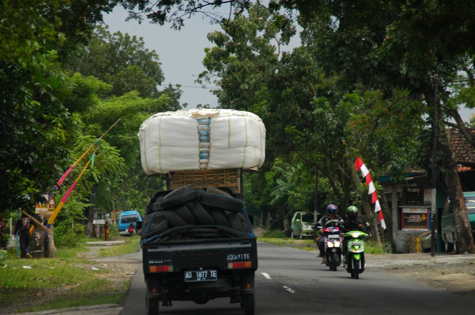 Inilah KeNekatan Warga Cina VS Indonesia 