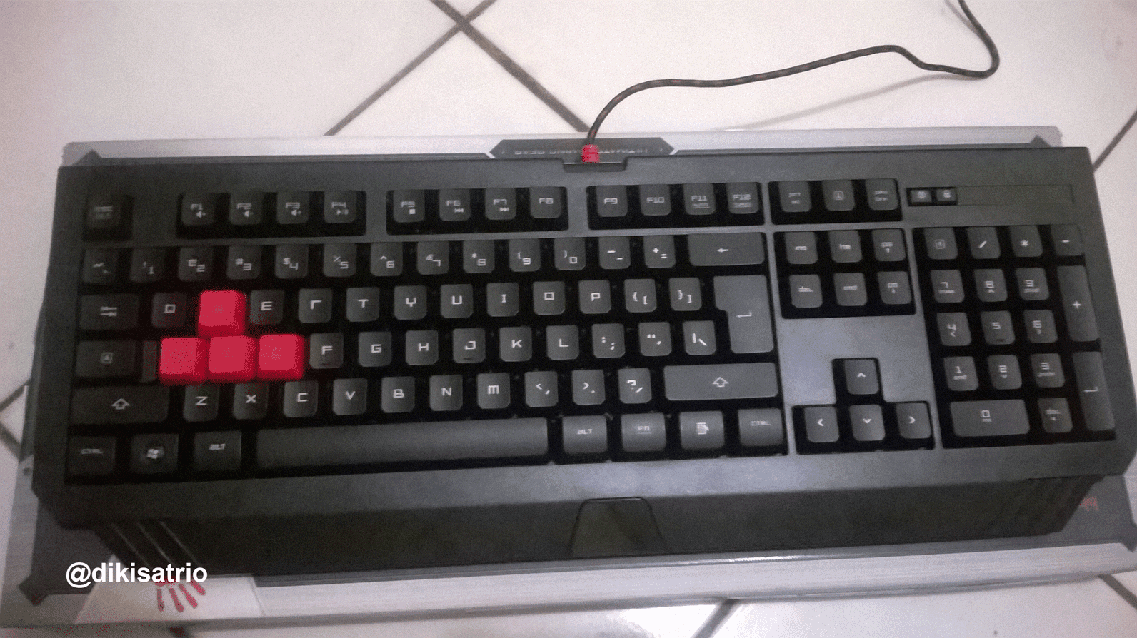 &#91;KEYBOARD&#93; Bloody B120 Turbo Gaming Keyboard