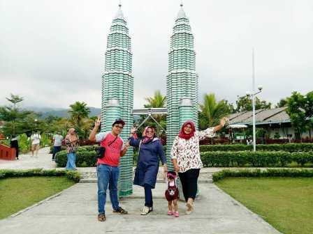 &#91;CoC Regional: Lokasi Wisata&#93; Small World Purwokerto, Berasa Liburan Di Luar