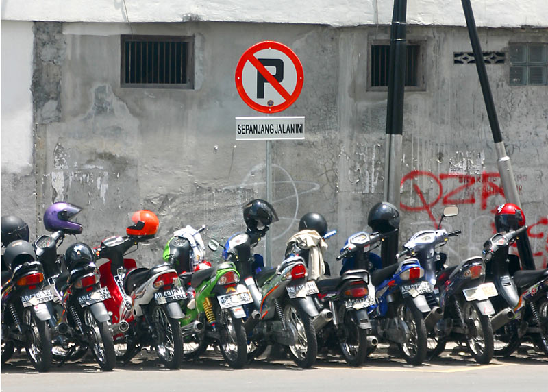 10 Tanda Larangan yang sering kita langgar