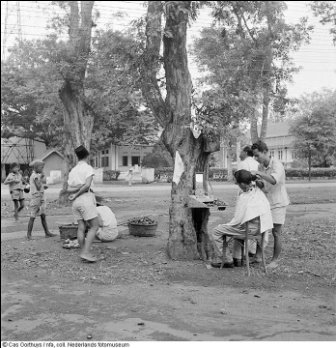  (Foto Eksklusif) Melihat Sosial Masyarakat Indonesia Jaman Kolonial Belanda