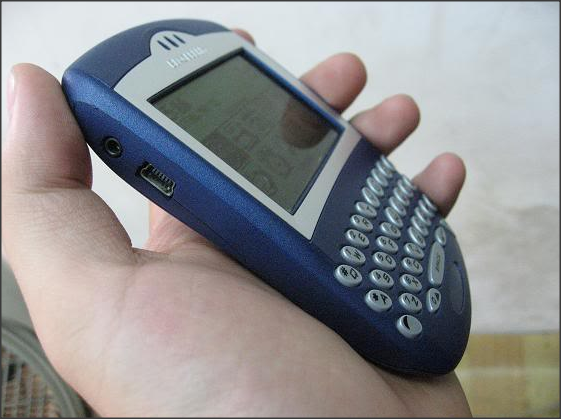 &#91;NOSTALGIA&#93; Handphone Paling Ikonik &amp; Legendaris