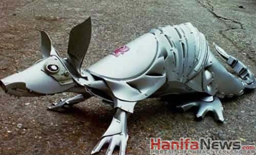 robot yg dibuat oleh mahasiswa jepang...