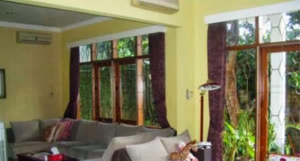 Dijual Rumah Asri di Cilandak Barat, Jakarta Selatan AG393