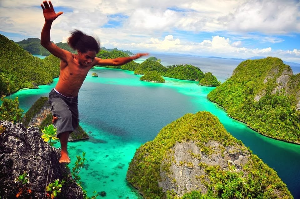 yuk-liburan---pelni-tawarkan-tur-ke-raja-ampat-dengan-harga-terjangkau