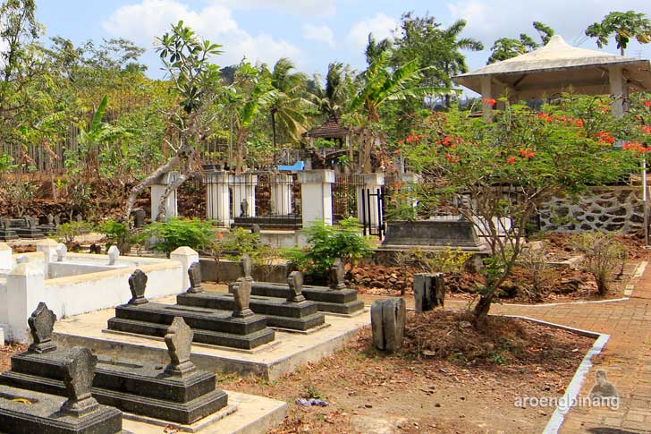 &#91;CoC Regional: Lokasi Wisata&#93; Kompleks Makam Yudanegara II Banyumas