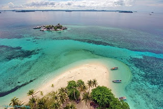 9 Pulau Kecil Yang Indah Di Indonesia