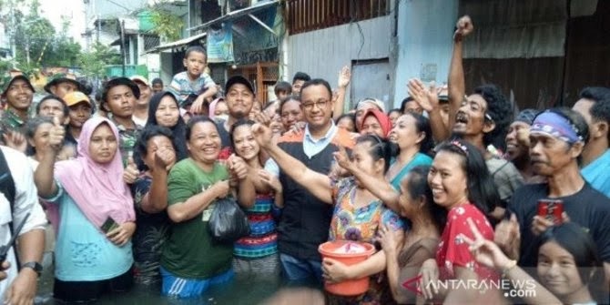 anies-baswedan-heran-banjir-jakarta-paling-heboh-di-media-sosial-begini-curhatnya