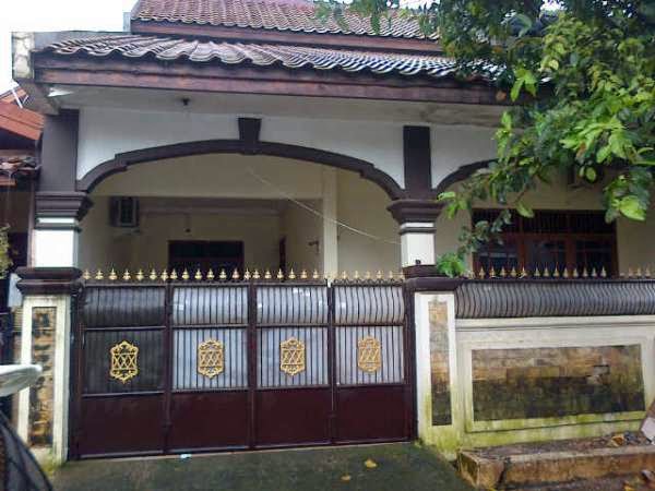 Dijual Rumah di Perum. Kranggan Permai, Jati Sampurna, Bekasi PR644