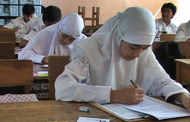 5 Hal yang Dirasain di Hari-Hari Pertama Masuk Setelah Liburan