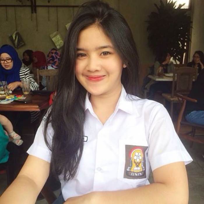 SERAGAM SEKOLAH DI DUNIA (PART 2)
