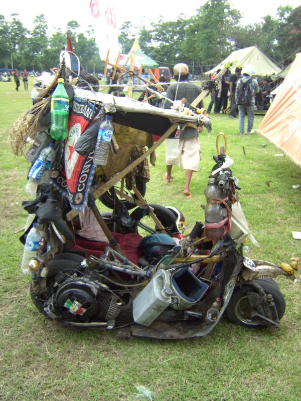 Mengapa orang yang bermotor vespa jarang ditilang