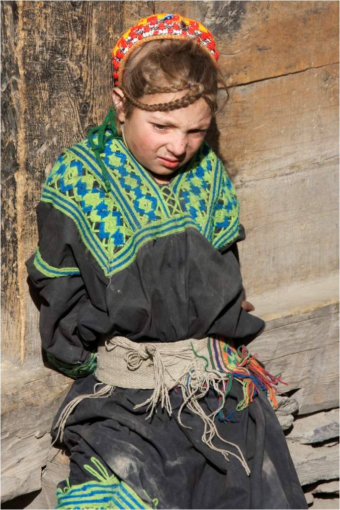 THE KALASH - SUKU BERKULIT PUTIH DARI PAKISTAN