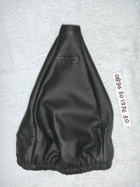 Shift Knob MOMO & shift boot MOMO asli / original obral 200ribu