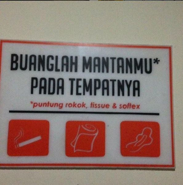8 Pesan peringatan lucu di toilet umum, bikin nggak jadi kebelet | KASKUS