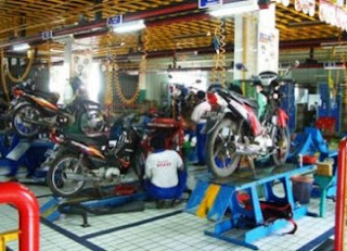 Mau Servis Sepeda Motor? Baca ini dulu gih...