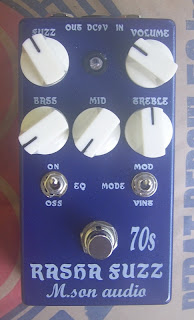 Rasha Fuzz 70's (clone Fulltone Fuzz 70's)