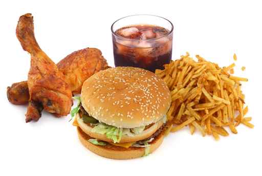 7 Tanda Kebanyakan Makan Junk Food