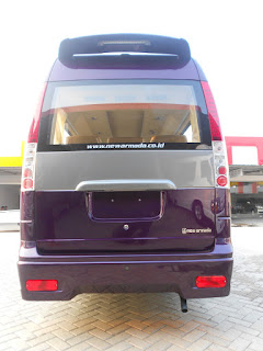 Sewa Mobil ELF Malang Long 2013/new Hino Dutro Long 2013