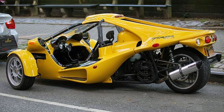 Foto-foto Sepeda Motor Roda 3 yang Keren