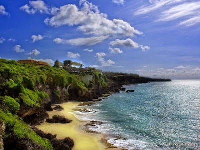 Beberapa Pantai Anti Mainstream DI Bali