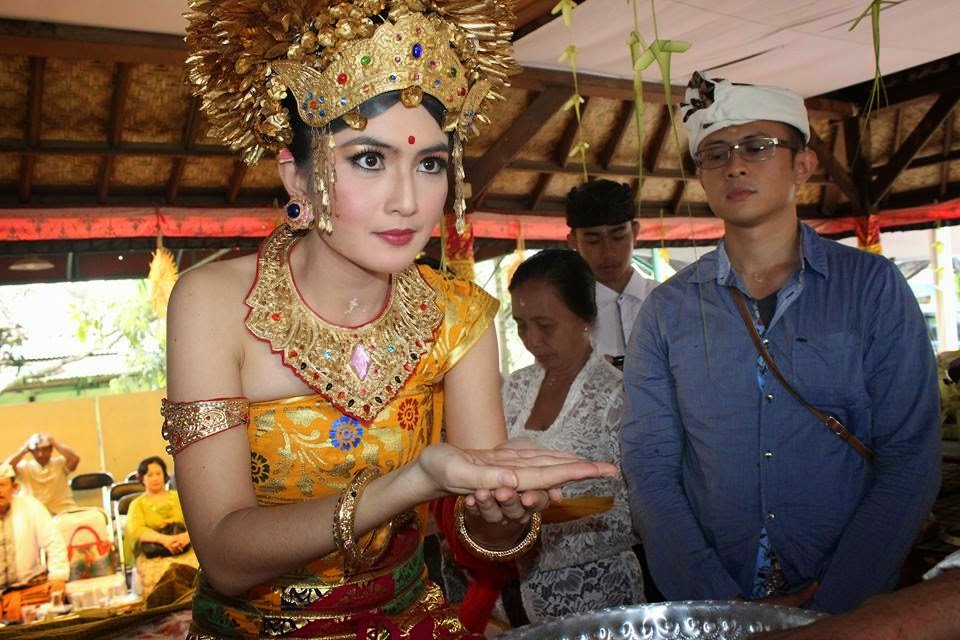 5 Fakta Yang Membuat Gadis Bali Lebih Cantik Dari Daerah Lain