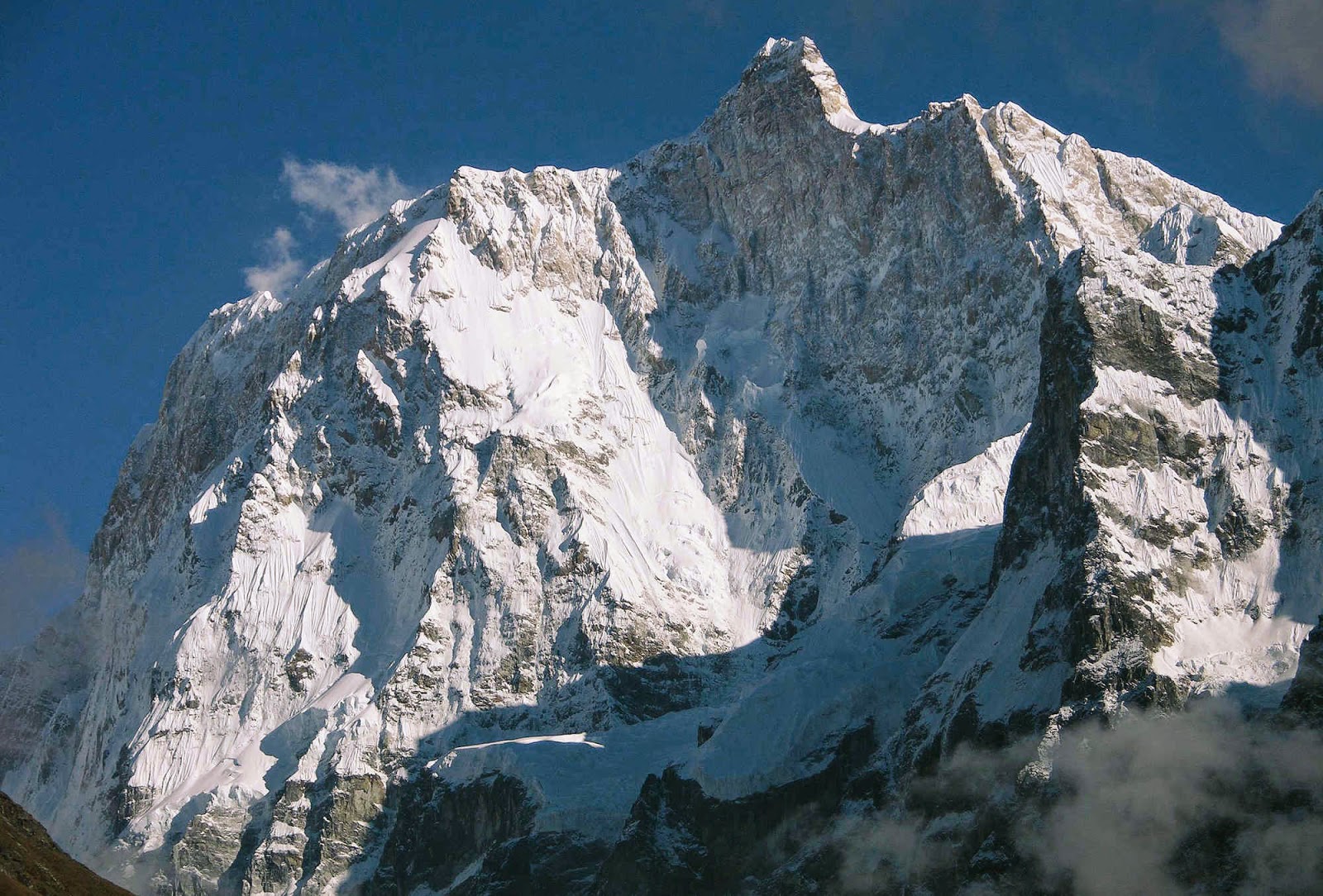 14 Gunung Paling Mematikan Didunia