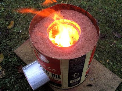 Rocket Stove: Kompor Efisien Berbahan Bakar Kayu